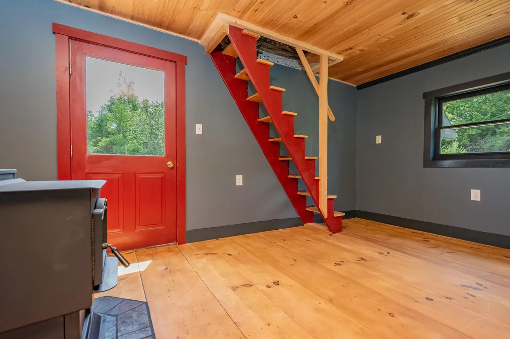 154 Merrills Mills Road Dover-foxcroft ME 04426