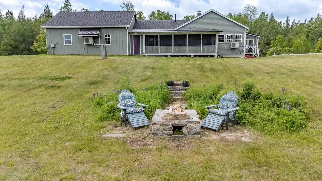 154 Merrills Mills Road Dover-foxcroft ME 04426