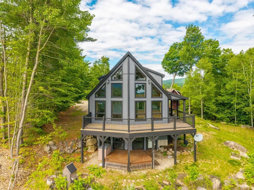 142 West Summit Road Woodstock ME 04219