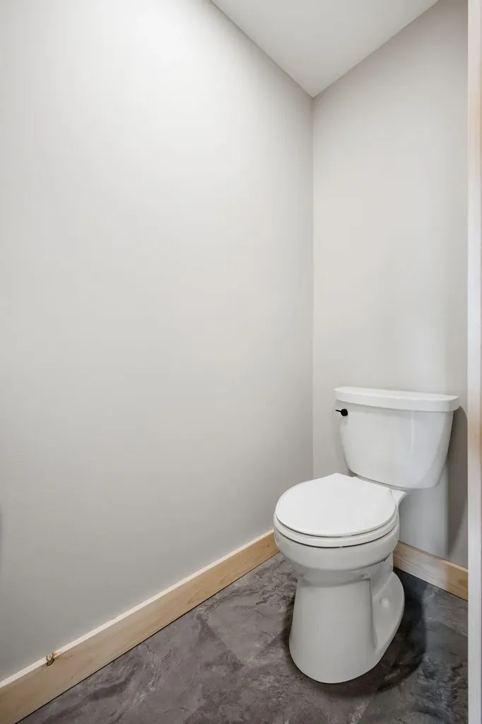 142 West Summit Road Woodstock ME 04219