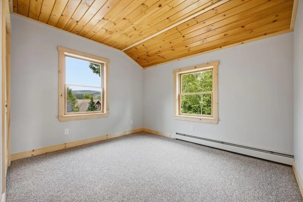 142 West Summit Road Woodstock ME 04219
