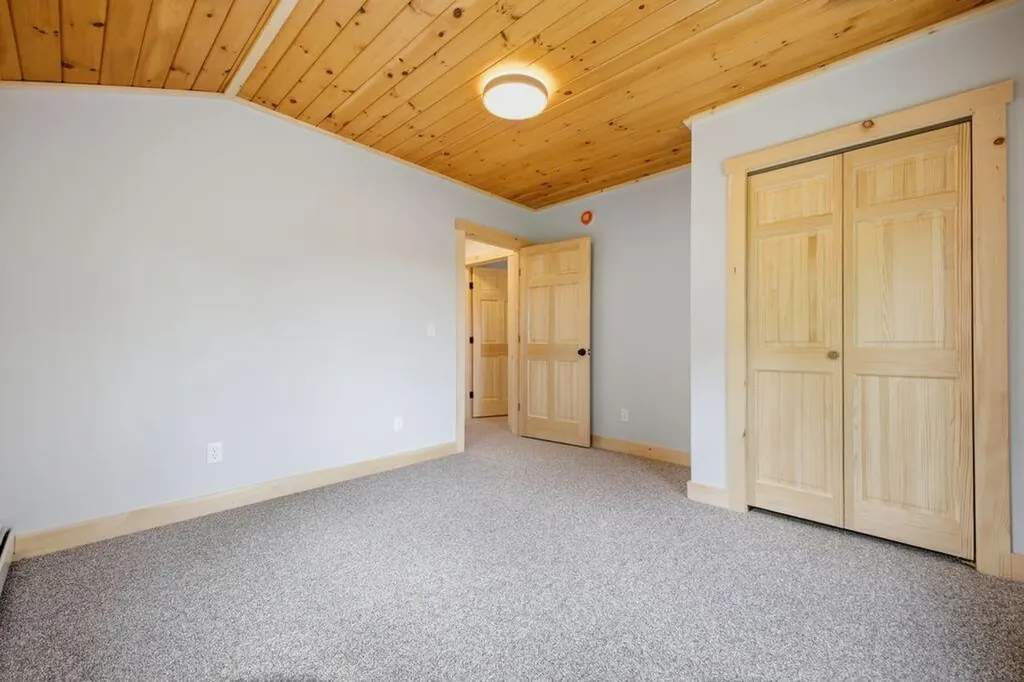142 West Summit Road Woodstock ME 04219