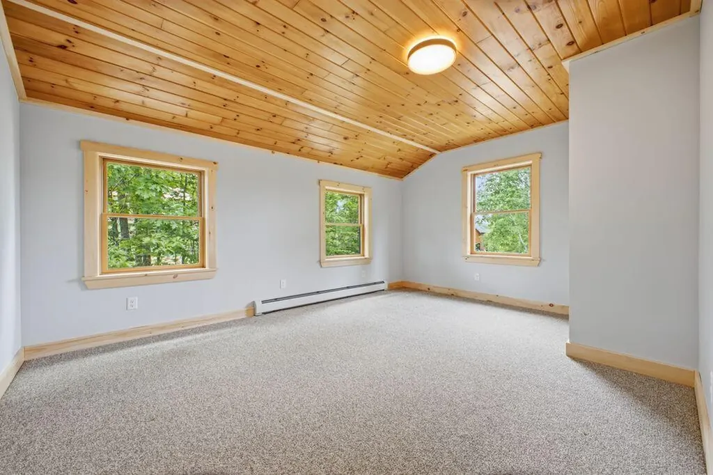142 West Summit Road Woodstock ME 04219
