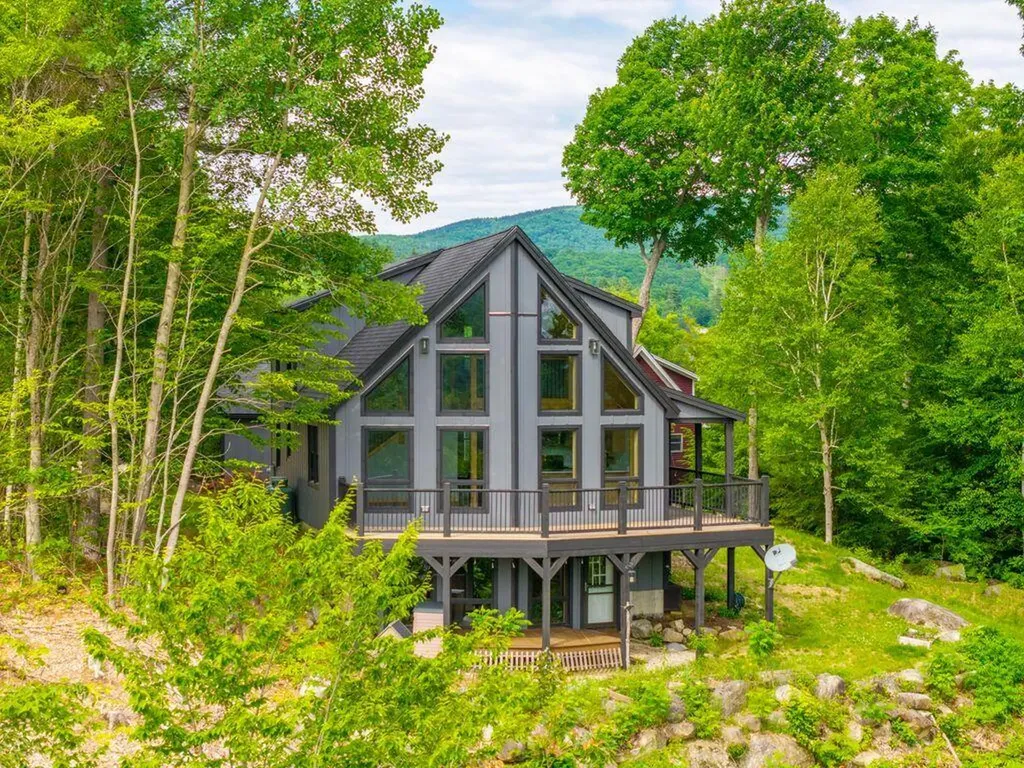 142 West Summit Road Woodstock ME 04219