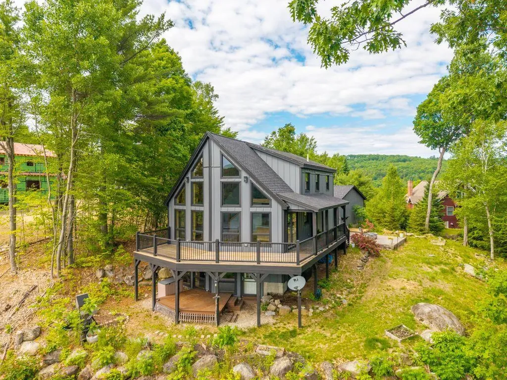 142 West Summit Road Woodstock ME 04219