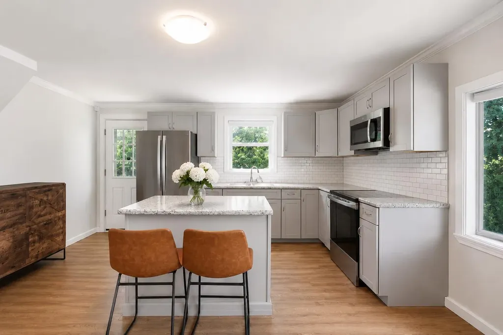 31 Dill Street Lewiston ME 04240