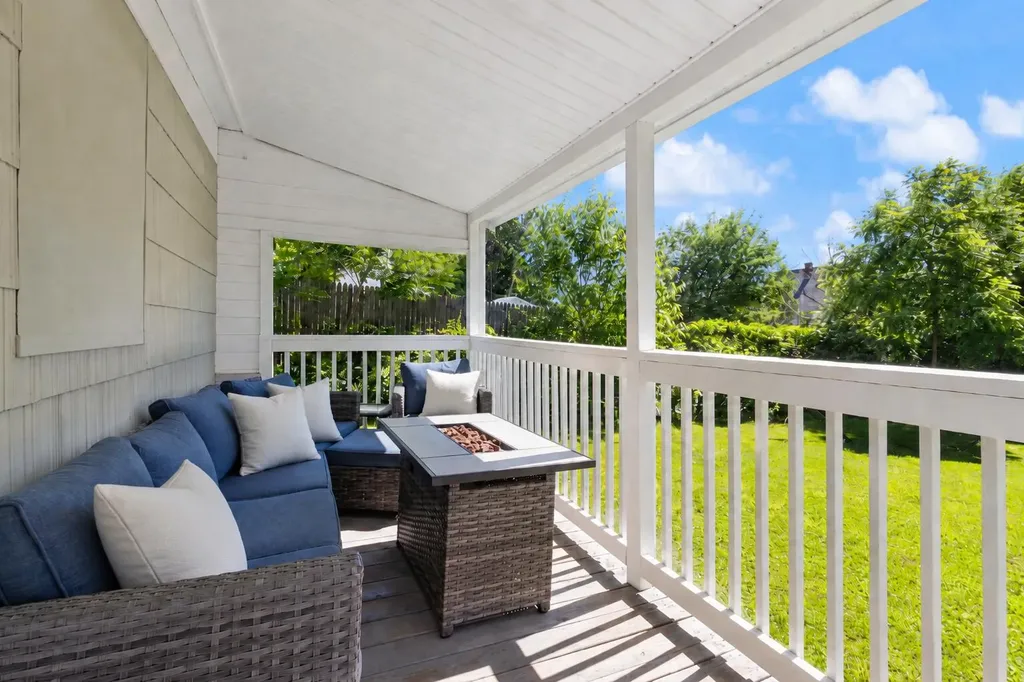 31 Dill Street Lewiston ME 04240
