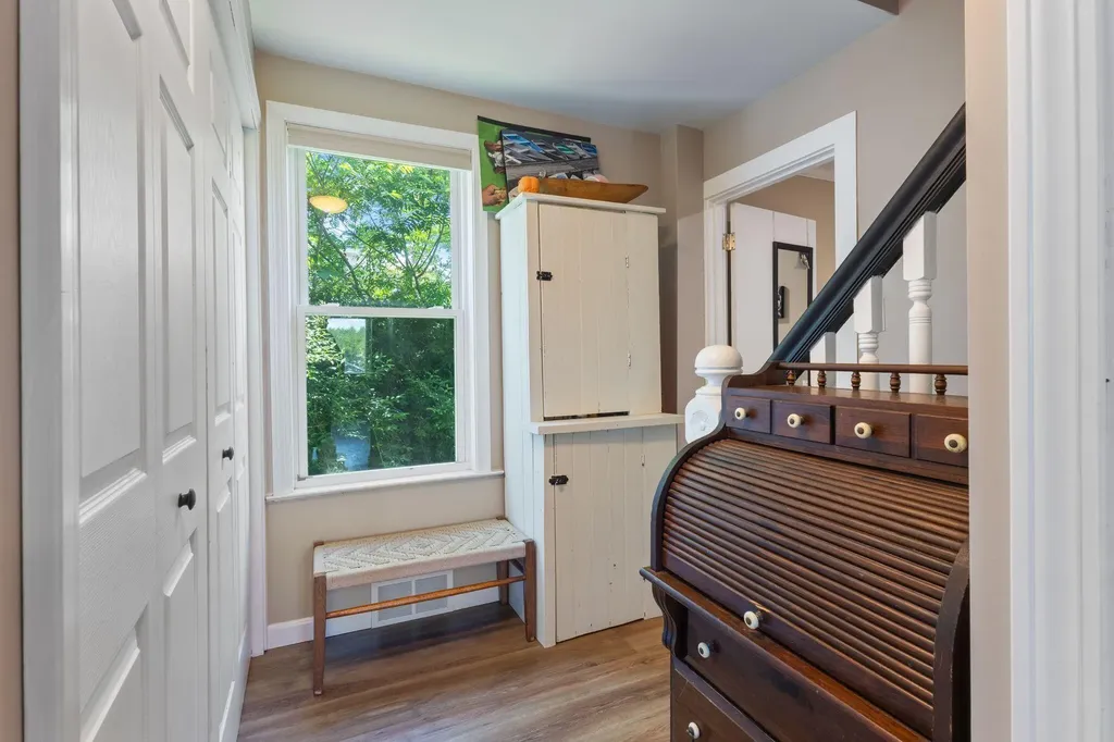 31 Dill Street Lewiston ME 04240