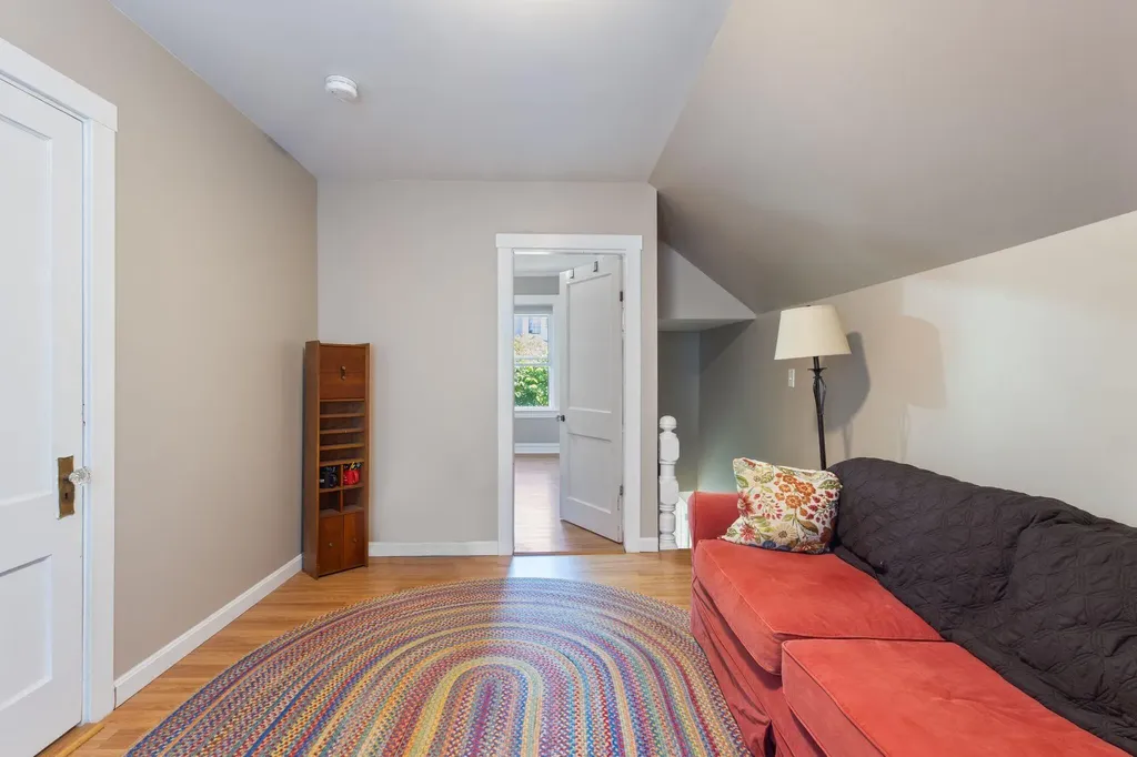 31 Dill Street Lewiston ME 04240