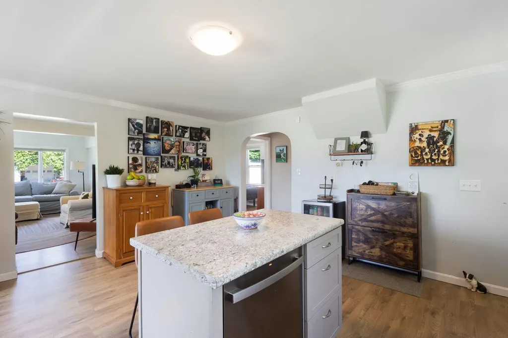 31 Dill Street Lewiston ME 04240