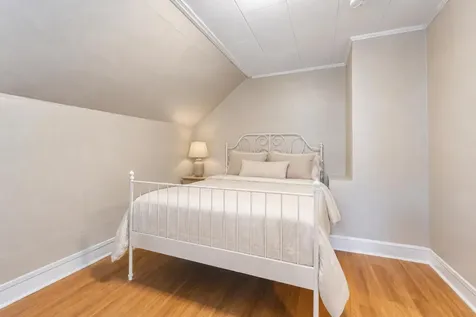31 Dill Street Lewiston ME 04240