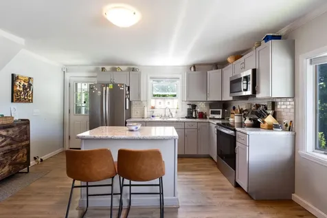 31 Dill Street Lewiston ME 04240