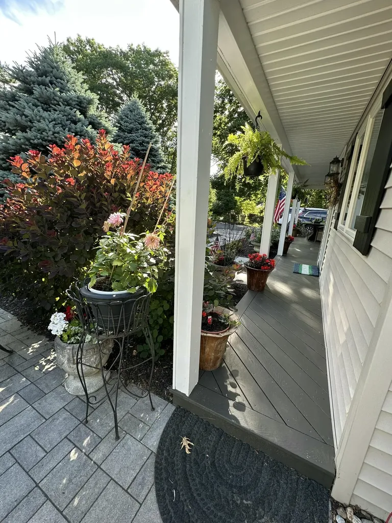 10 Highland Avenue Ogunquit ME 03907