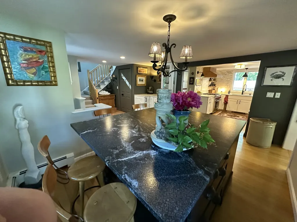 10 Highland Avenue Ogunquit ME 03907