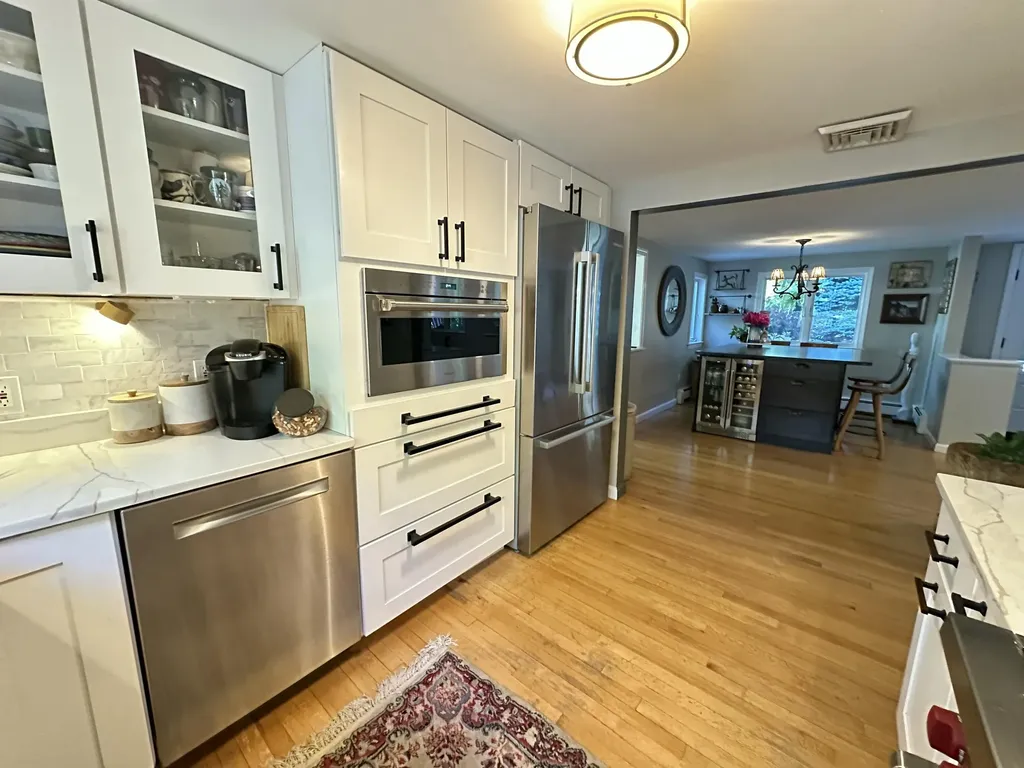 10 Highland Avenue Ogunquit ME 03907