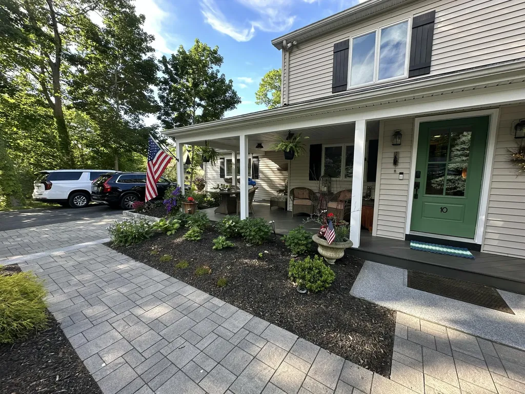 10 Highland Avenue Ogunquit ME 03907