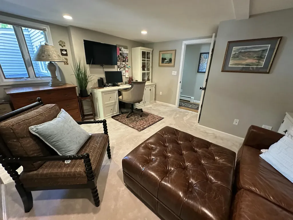 10 Highland Avenue Ogunquit ME 03907