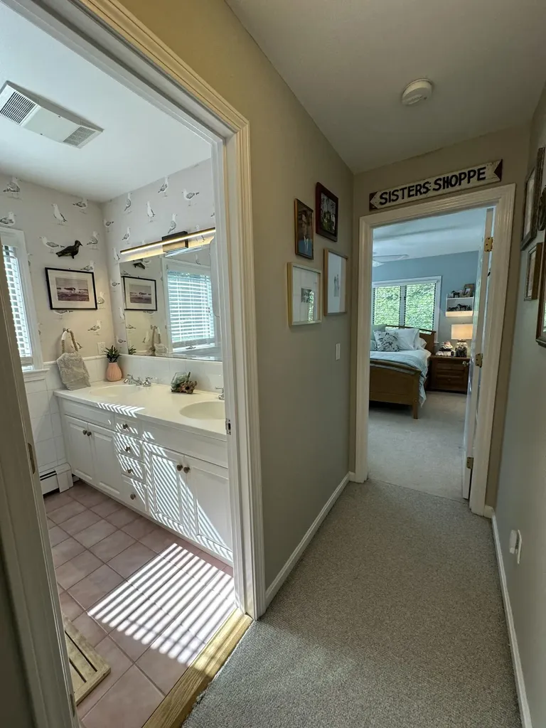 10 Highland Avenue Ogunquit ME 03907