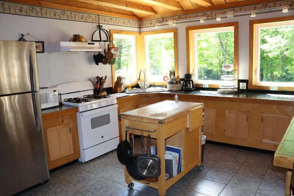 385 Water Street Guilford ME 04443