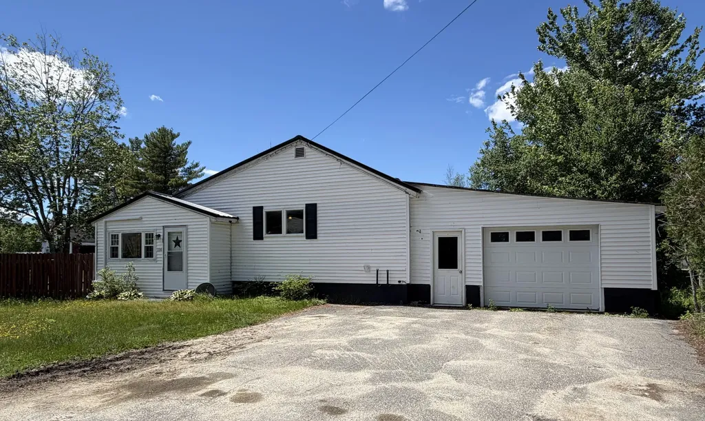 336 Bates Street Millinocket ME 04462