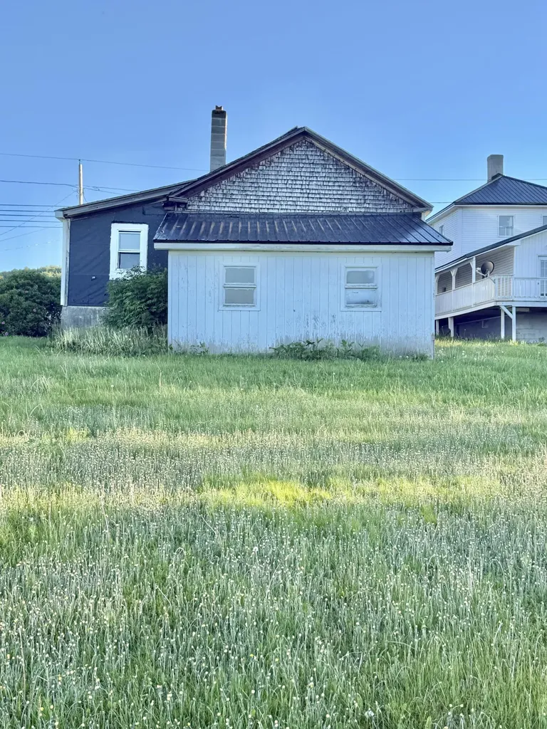 982 Main Street Grand Isle ME 04746
