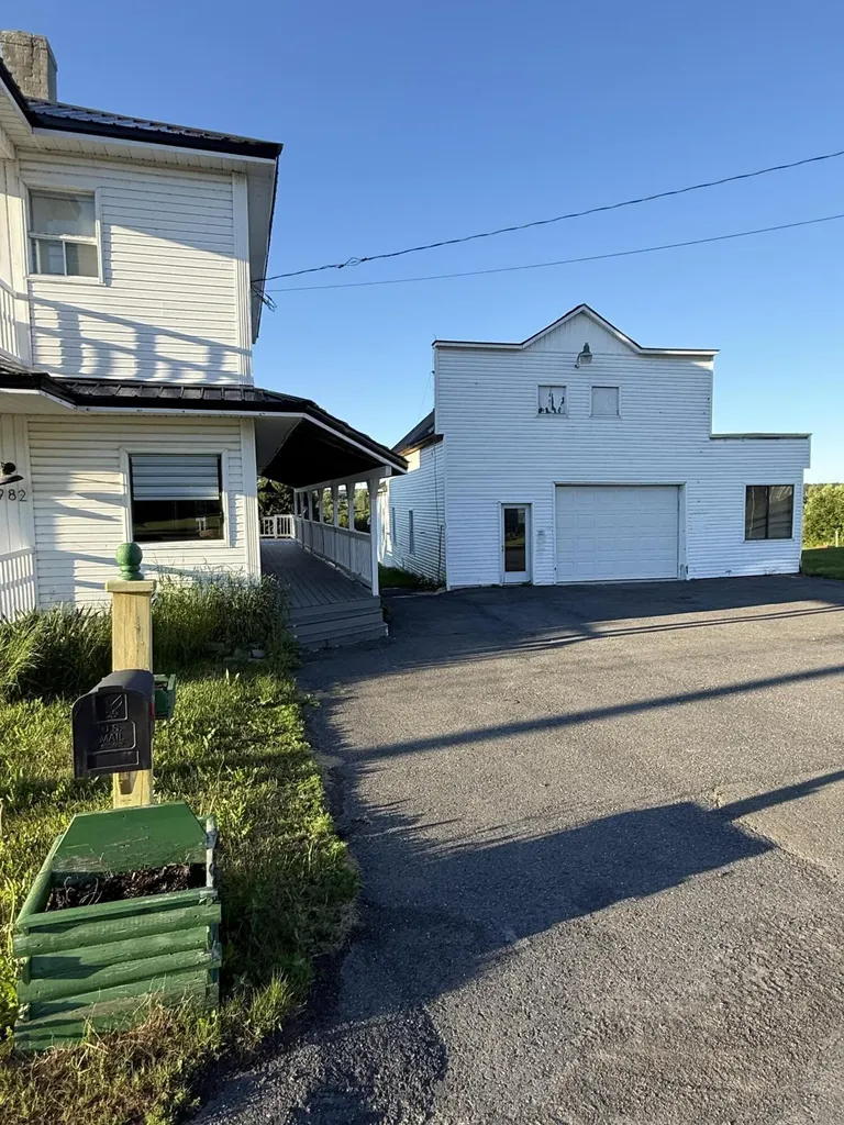982 Main Street Grand Isle ME 04746