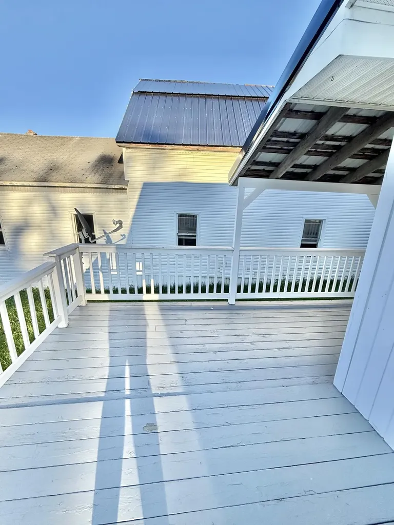 982 Main Street Grand Isle ME 04746