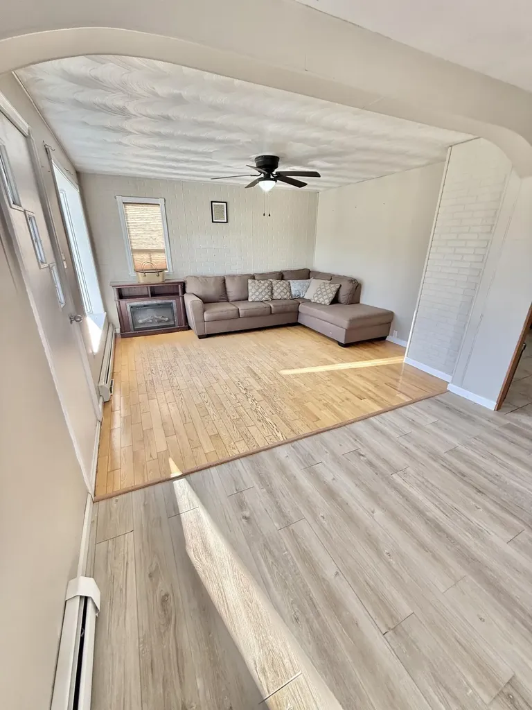 982 Main Street Grand Isle ME 04746