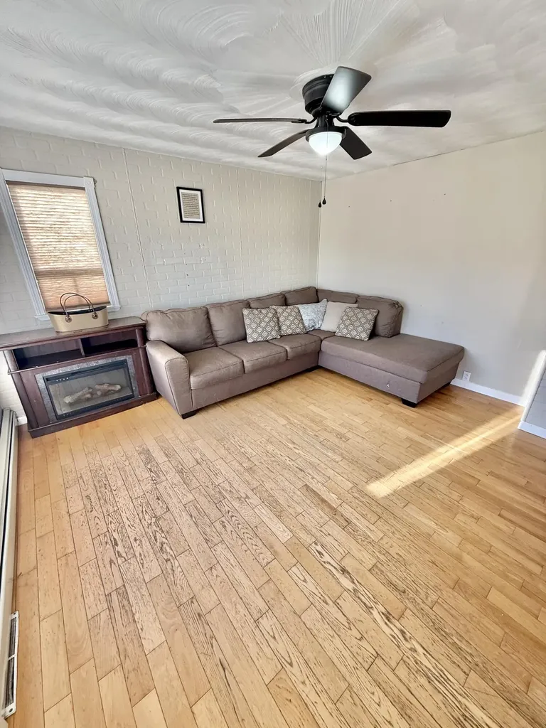 982 Main Street Grand Isle ME 04746