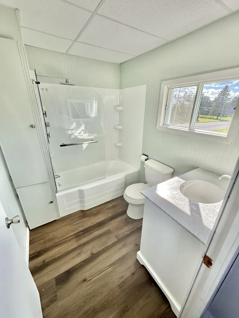 982 Main Street Grand Isle ME 04746