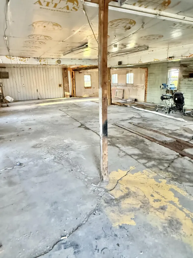 982 Main Street Grand Isle ME 04746