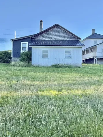 982 Main Street Grand Isle ME 04746