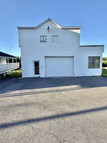 982 Main Street Grand Isle ME 04746