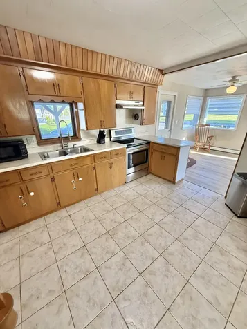 982 Main Street Grand Isle ME 04746
