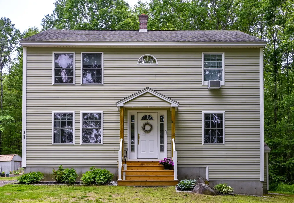 1368 Sokokis Trail Waterboro ME 04061