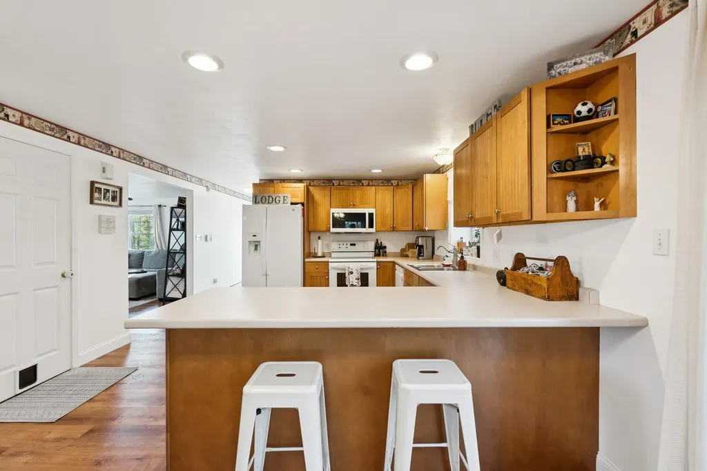 1368 Sokokis Trail Waterboro ME 04061