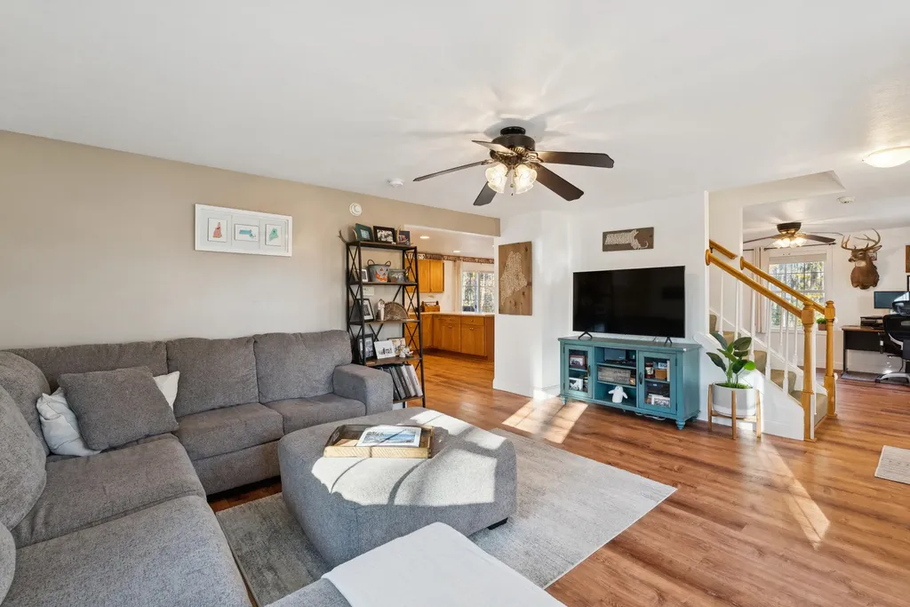 1368 Sokokis Trail Waterboro ME 04061