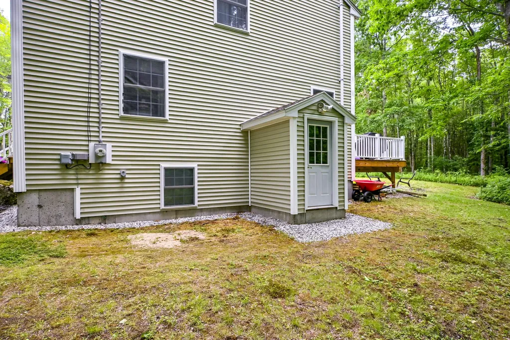1368 Sokokis Trail Waterboro ME 04061