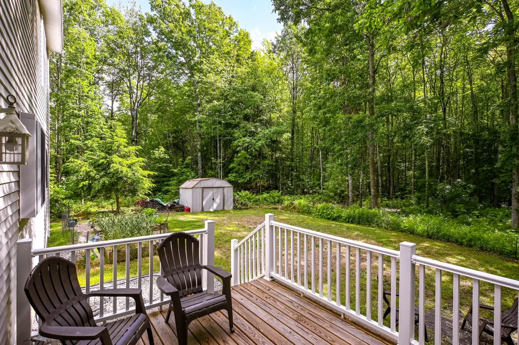 1368 Sokokis Trail Waterboro ME 04061