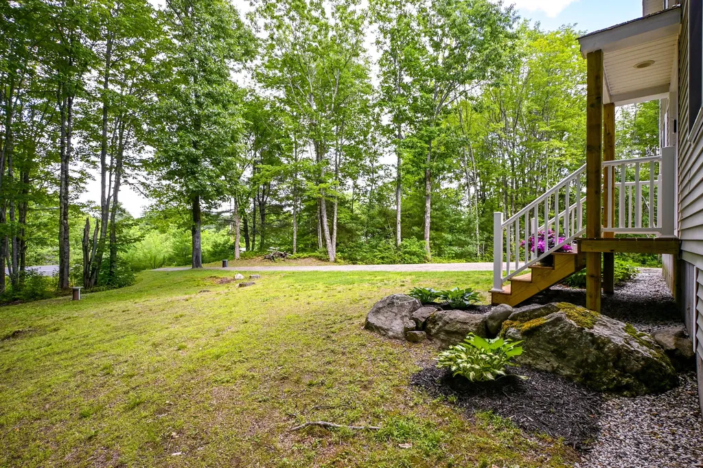 1368 Sokokis Trail Waterboro ME 04061