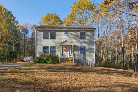 1368 Sokokis Trail Waterboro ME 04061