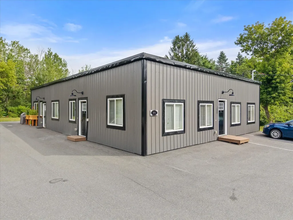 372 Old County Road Hampden ME 04444