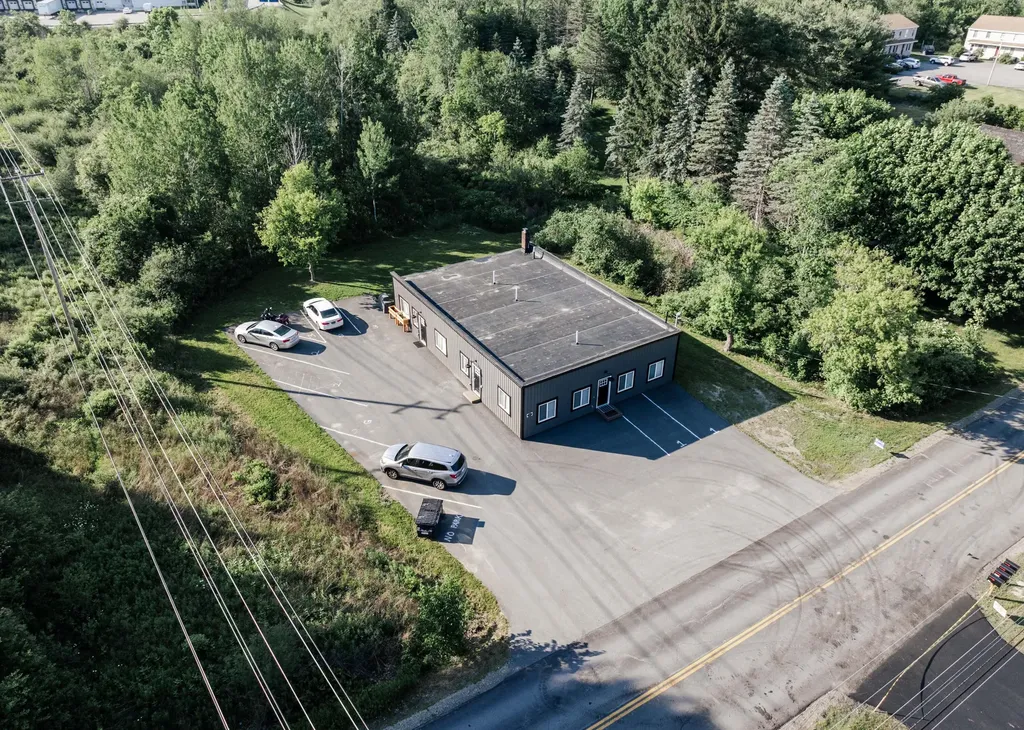 372 Old County Road Hampden ME 04444