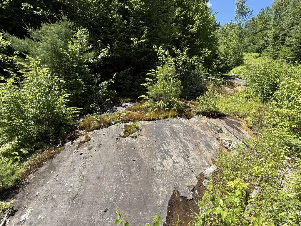 27/1B/5D Greenwoods Road Peru ME 04290