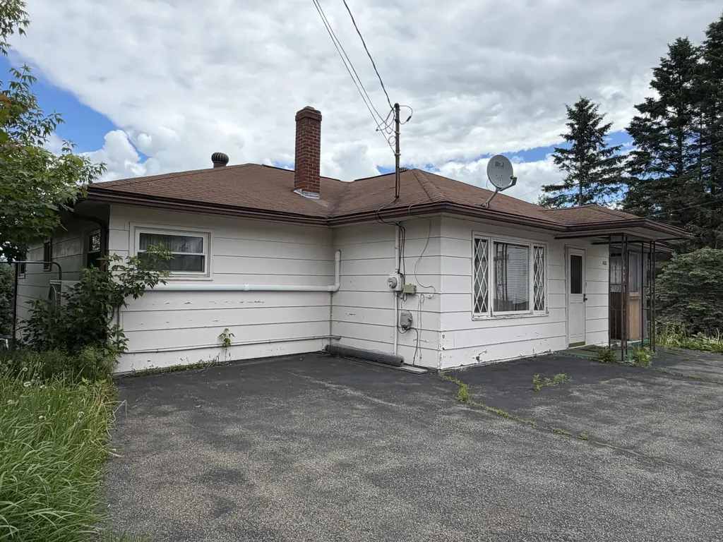 432 St Thomas Street Madawaska ME 04756