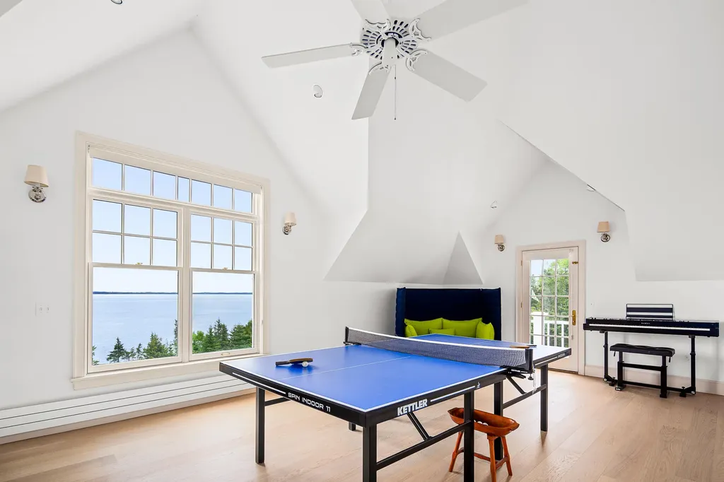 866 Pendleton Point Road Islesboro ME 04848