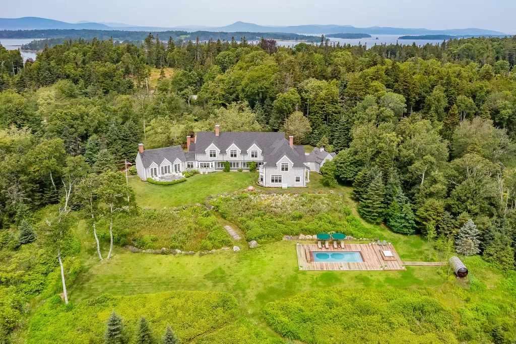 866 Pendleton Point Road Islesboro ME 04848