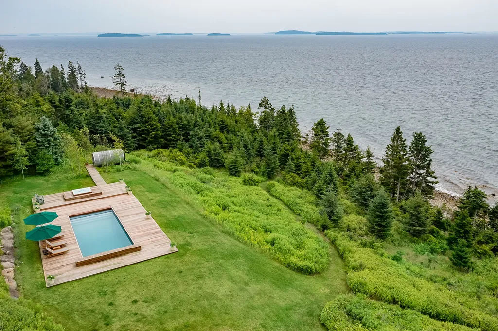 866 Pendleton Point Road Islesboro ME 04848