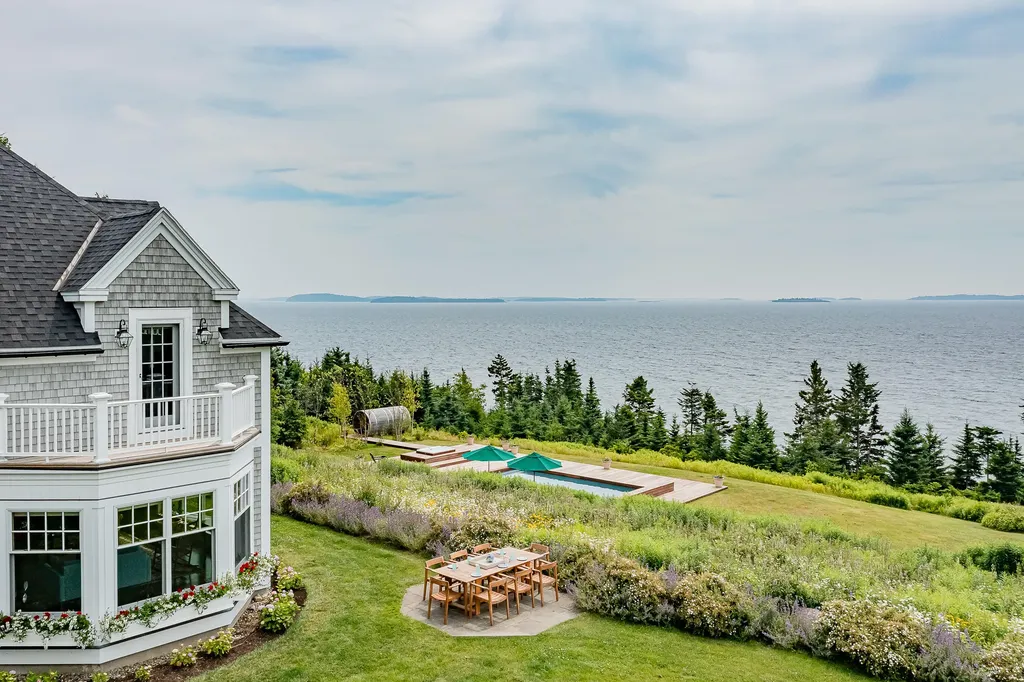 866 Pendleton Point Road Islesboro ME 04848