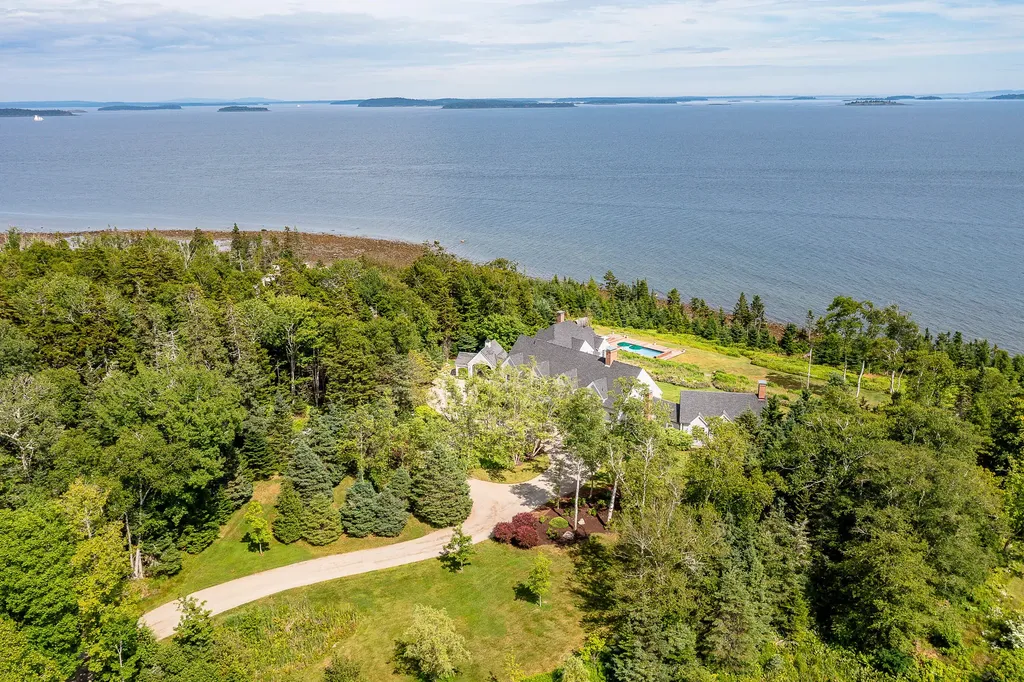 866 Pendleton Point Road Islesboro ME 04848